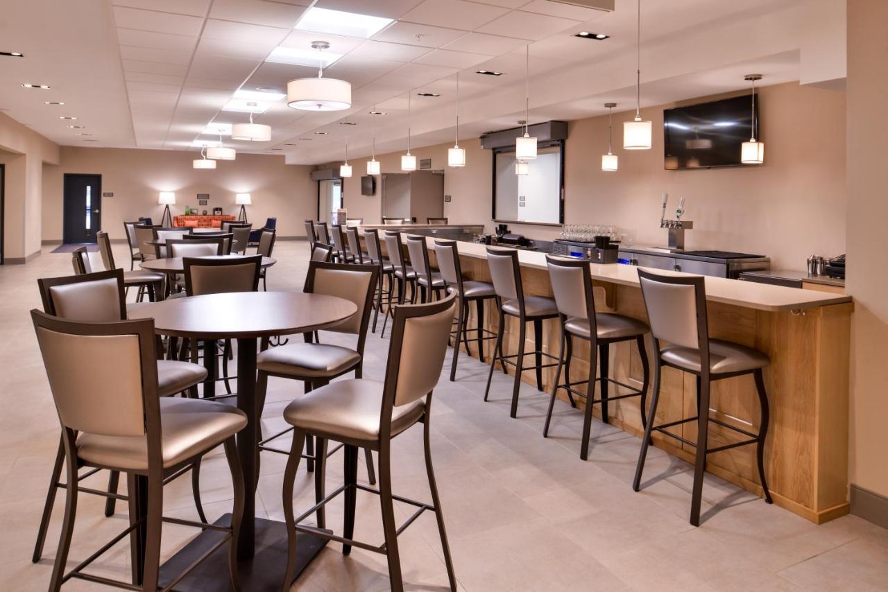 Country Inn & Suites By Radisson, Ft Atkinson, Wi Fort Atkinson Экстерьер фото
